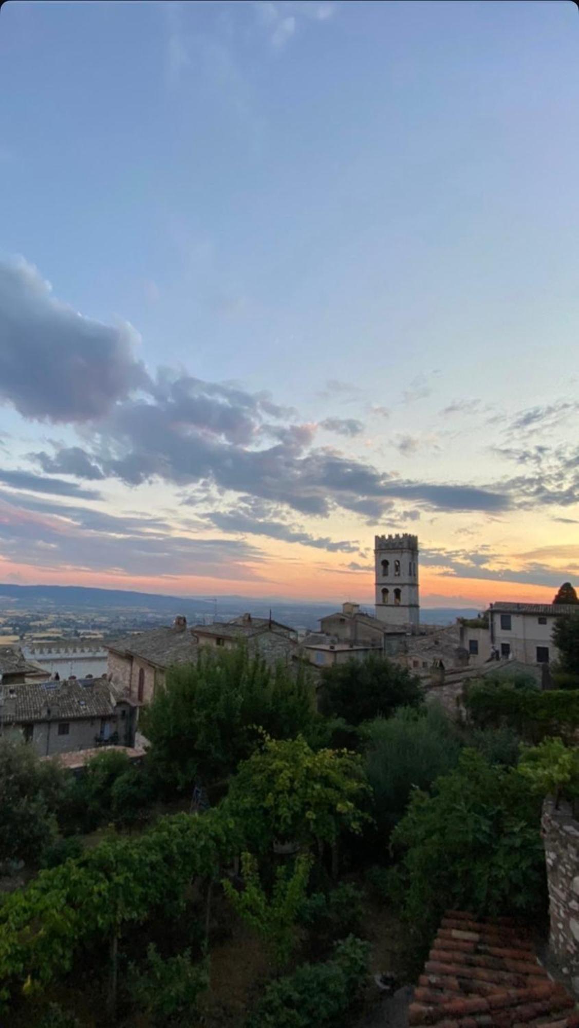 Monolocale L'Anfiteatro Romano Assisi Ngoại thất bức ảnh